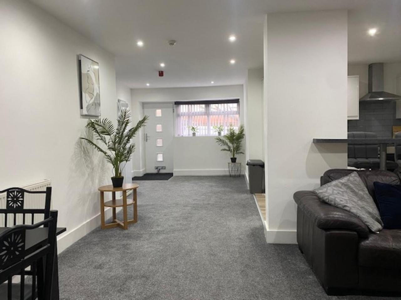 07 St Andrews Apartment ลิธึม เซนต์ แอนน์ส ภายนอก รูปภาพ